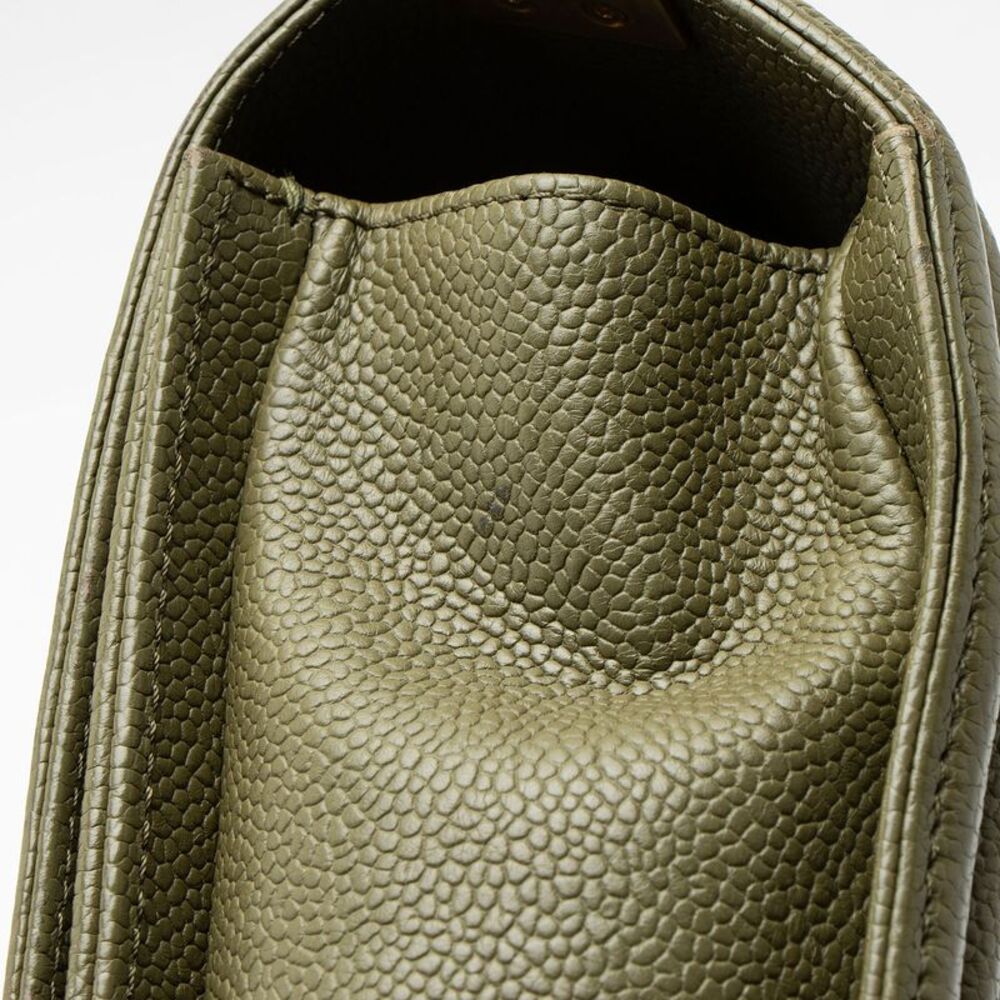 Chanel Caviar Leather New Medium Boy Bag - Picture 11 of 16